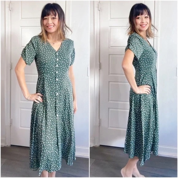 01 Boho floral print button up Puff Sleeve dress - Picture 3 of 8